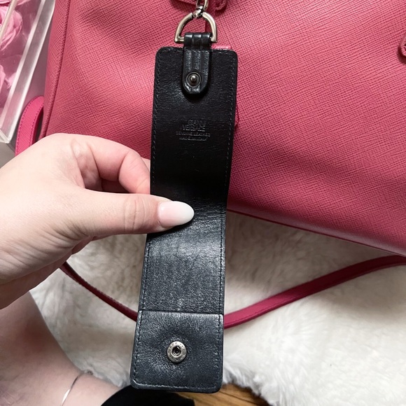 Authentic Gianni Versace Vintage Medusa Black Leather Key Holder / Bag Charm - Picture 4 of 11